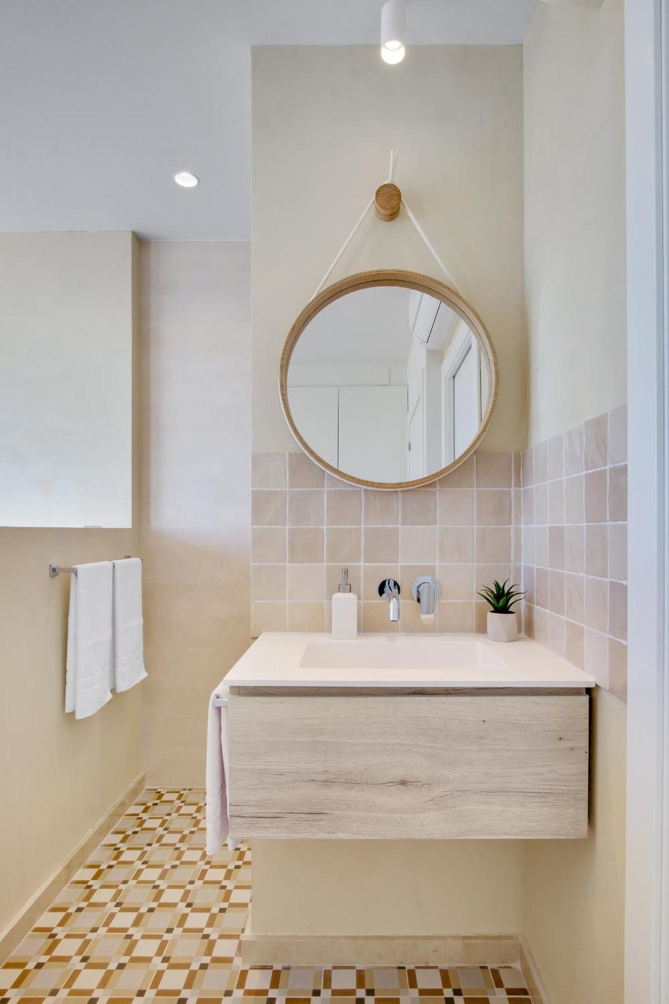Santa Clara Modern & Exclusive Seafront Apartment Torremolinos Exteriör bild