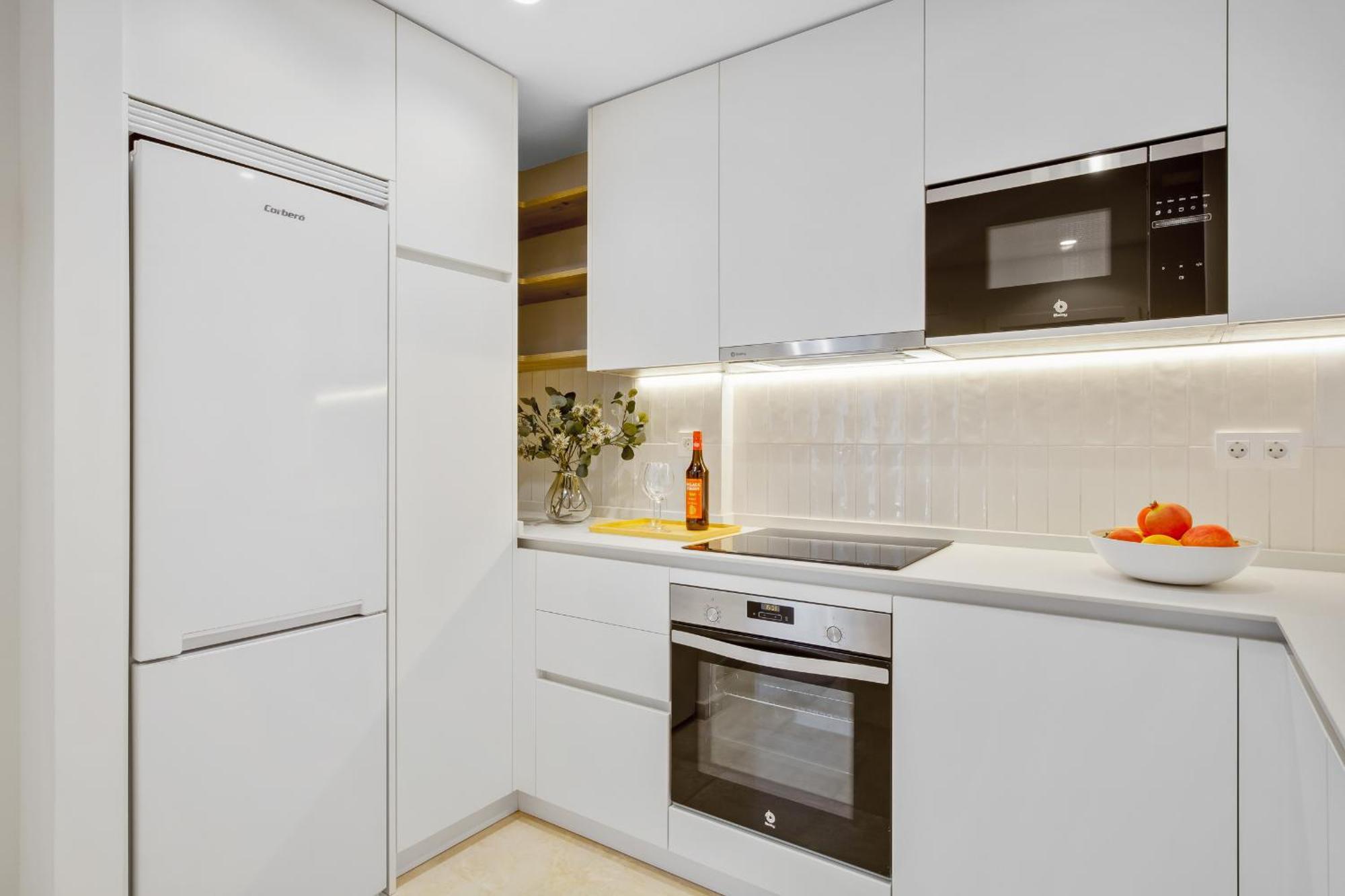 Santa Clara Modern & Exclusive Seafront Apartment Torremolinos Exteriör bild