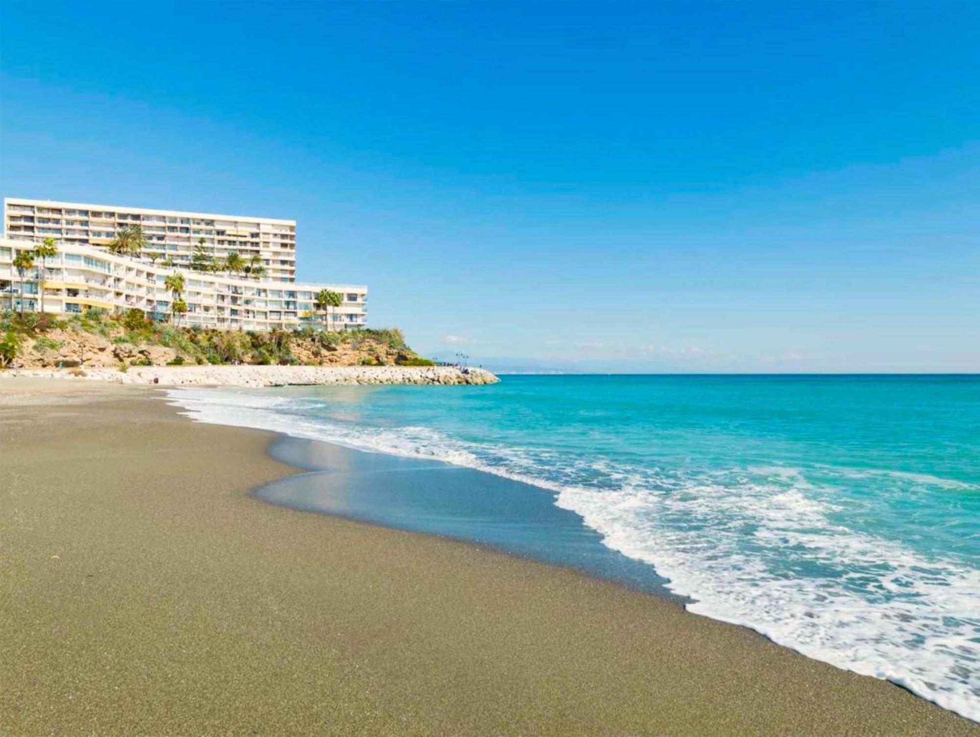 Santa Clara Modern & Exclusive Seafront Apartment Torremolinos Exteriör bild