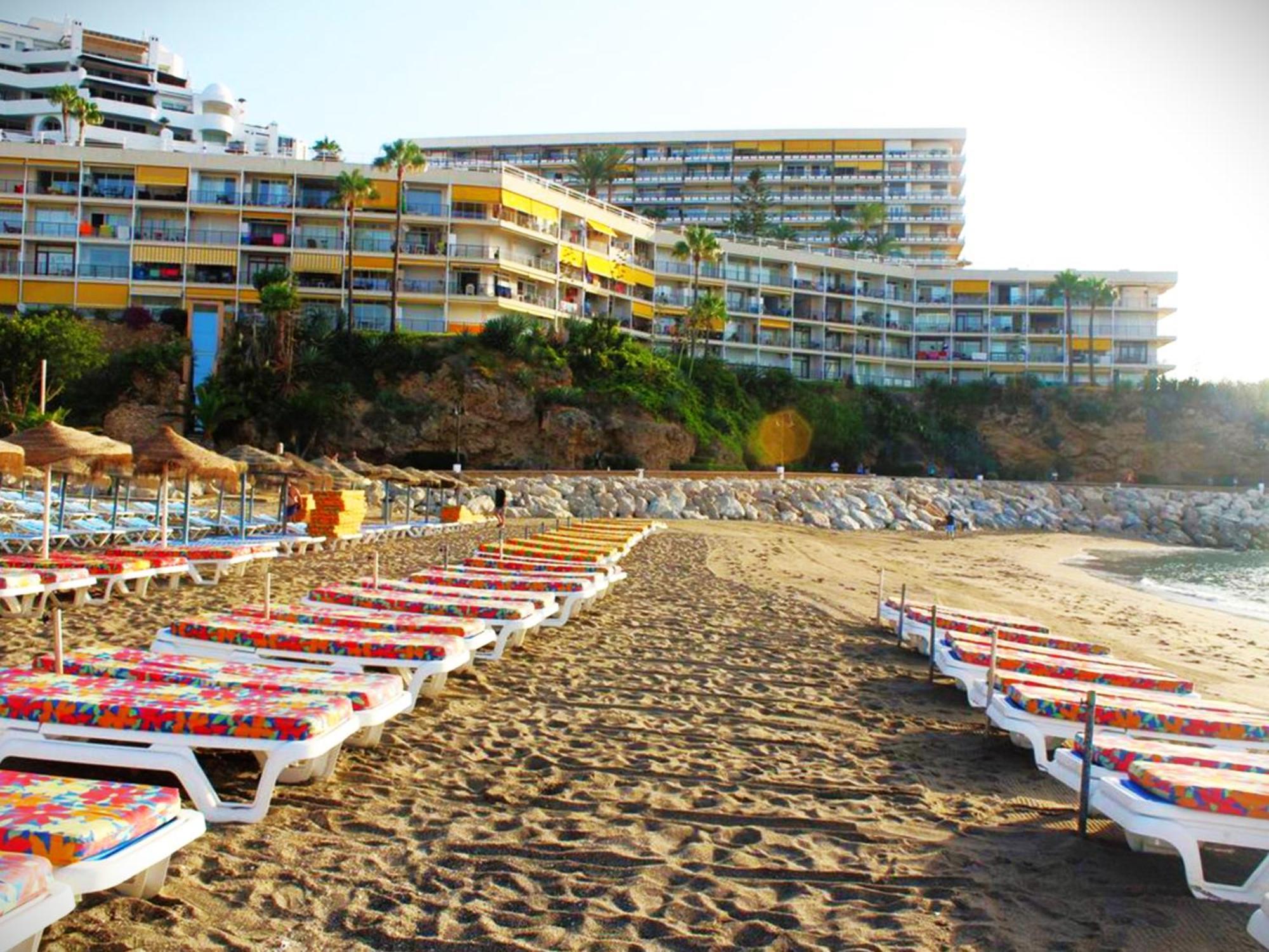 Santa Clara Modern & Exclusive Seafront Apartment Torremolinos Exteriör bild