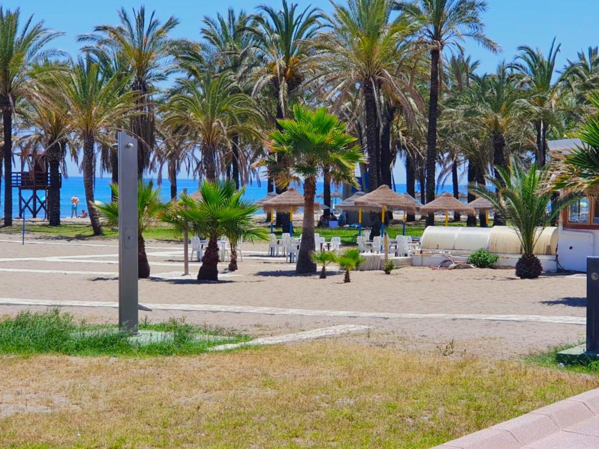 Santa Clara Modern & Exclusive Seafront Apartment Torremolinos Exteriör bild
